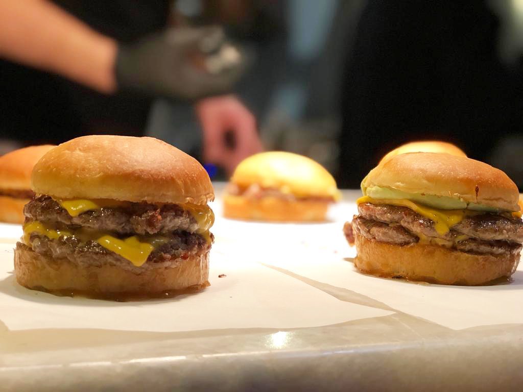 Akali Akaretler Burger