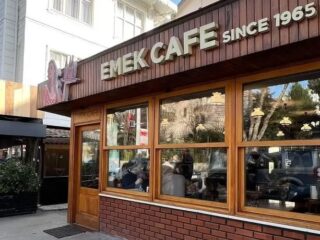 Emek Cafe Yeniköy Girişi