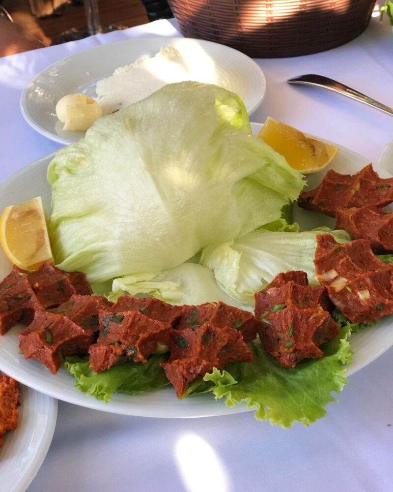 Günaydın Kebap Etiler Çiğ Köfte