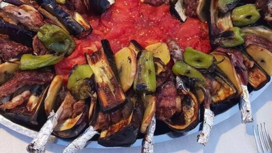 İşeri Restoran Cafe Tokat Tokat Kebabı