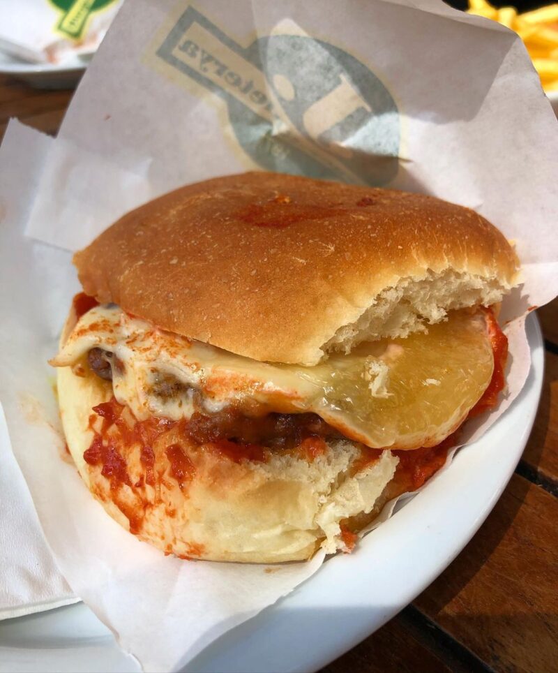 J Burger Caddebostan Burger
