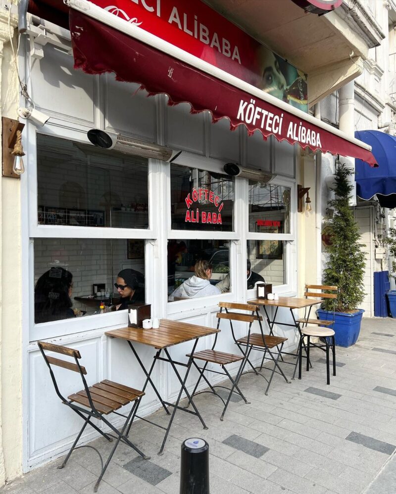 Köfteci Ali Baba Girişi