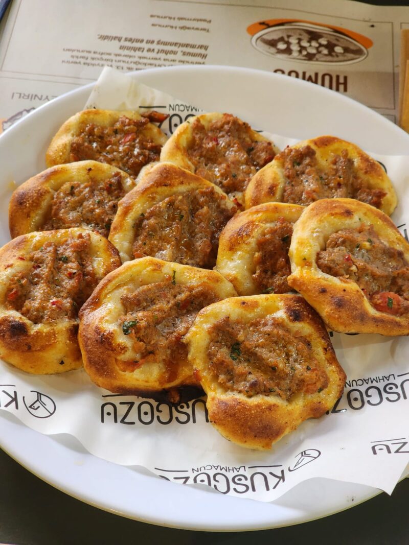 Kuşgözü Lahmacun Levent Kıymalı Lahmacun