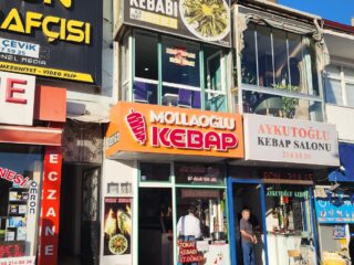 Mollaoğlu Kebap Salonu Tokat Giriş