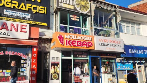 Mollaoğlu Kebap Salonu Tokat Giriş
