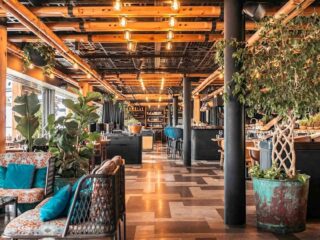Mürver Restaurant Karaköy İçerisi