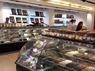 Pelit Etiler İçerisi