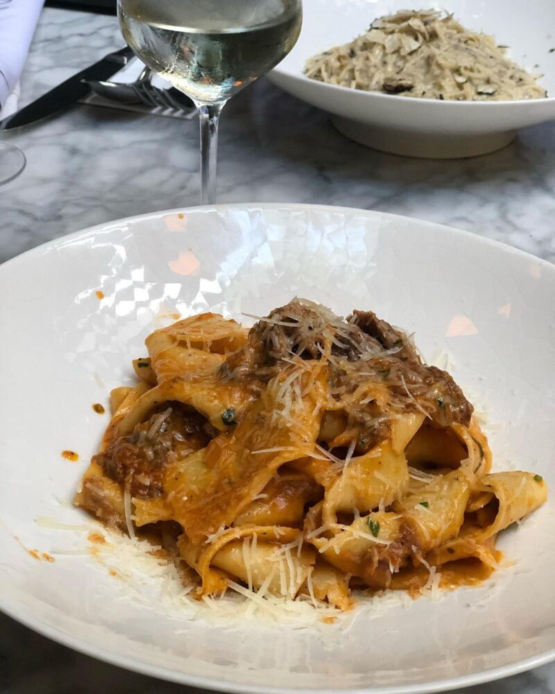 Pinoli Italian Kitchen Etiler Makarna