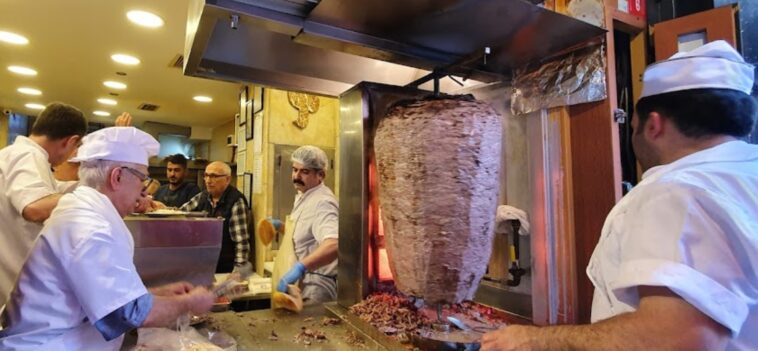 Tarihi Karadeniz Döner Beşiktaş