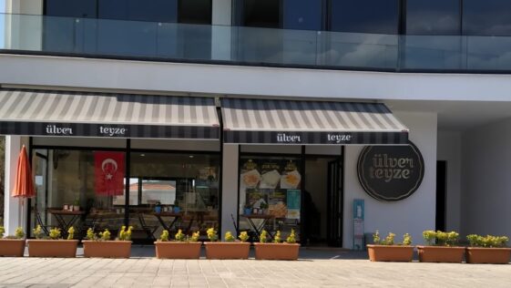Ülver Teyze Yelki İzmir