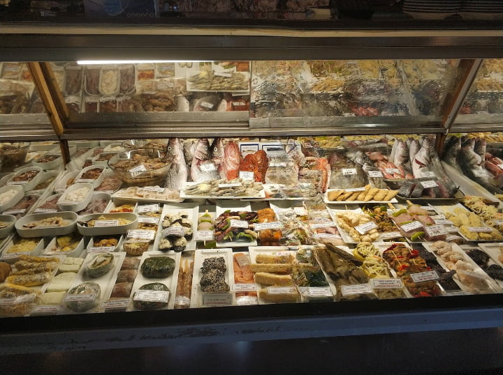 Yengeç Restoran Urla Mezeler