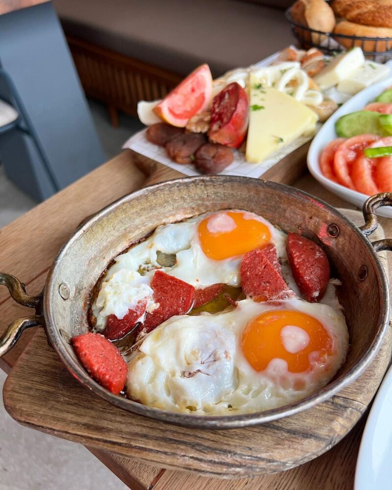 Lokma Kafe Rumeli Hisarı Kahvaltı