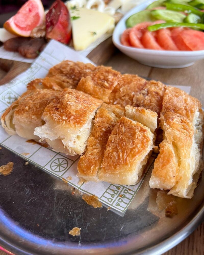 Lokma Kafe Rumeli Hisarı Sarıyer Böreği