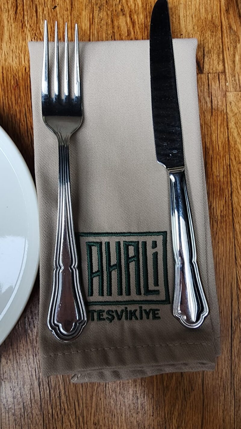 Ahali Teşvikiye Çatal Bıçak