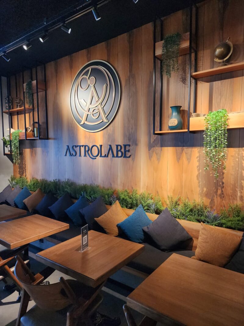Astrolabe İstanbul Karaköy İçerisi
