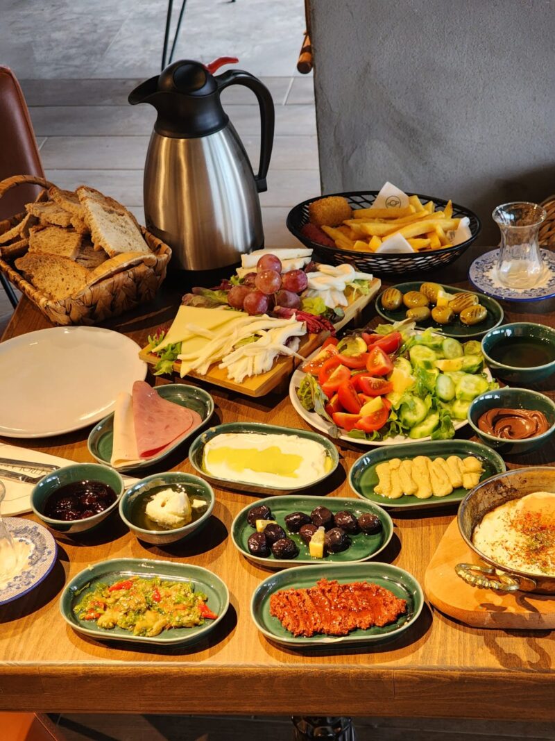 Astrolabe İstanbul Karaköy Kahvaltı