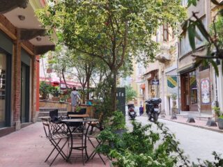 Bakkal Kafe Galata