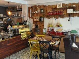 Cafe Boyacıköy Emirgan İçerisi