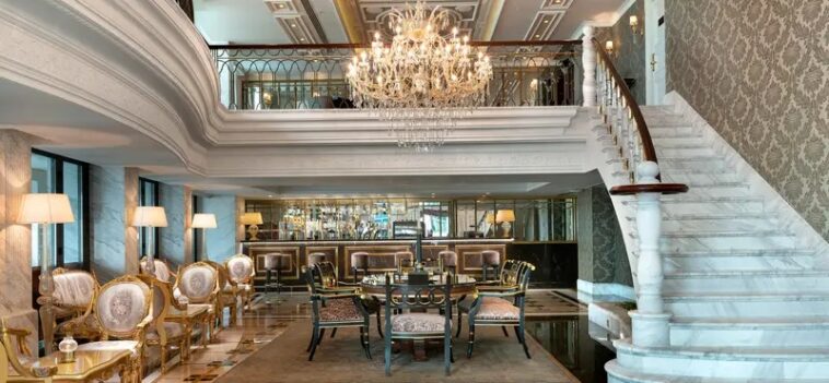 Cafe Royal Rixos Pera İç Kısmı