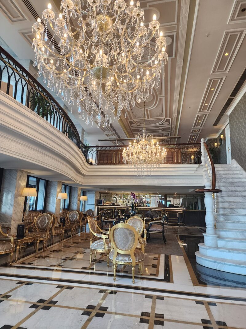 Cafe Royal Rixos Pera İçerisi