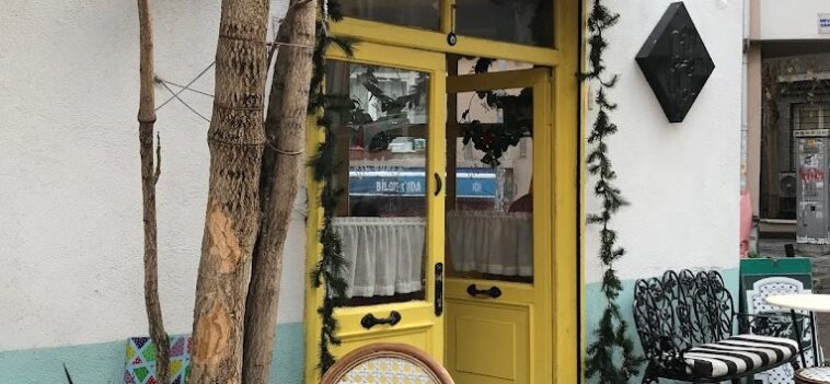 Çiçi Çiğ Börek Beşiktaş