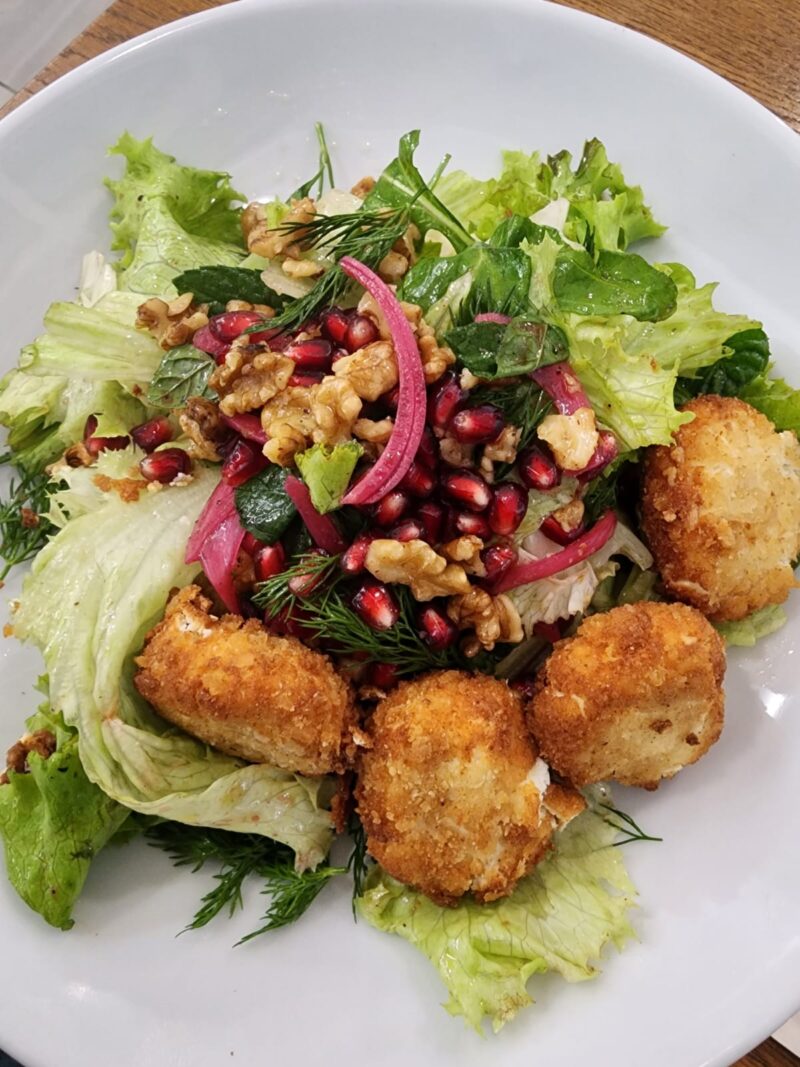 Her Daim Göktürk Salata