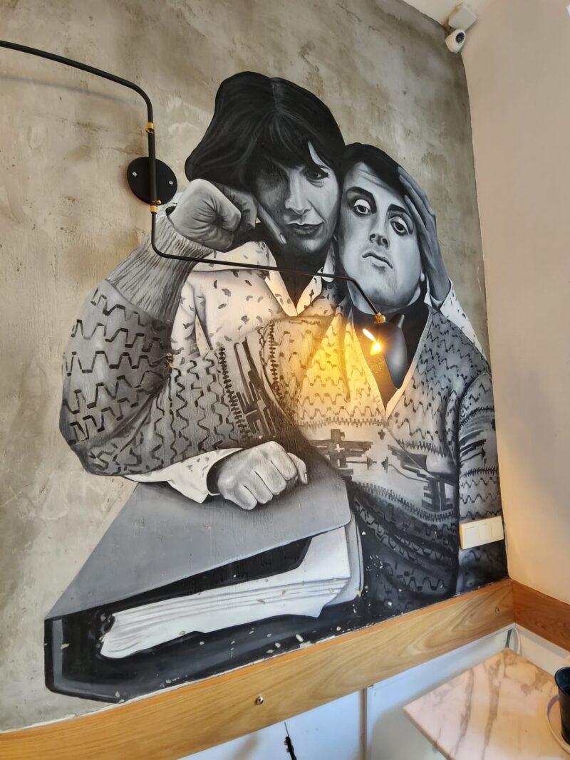 Hollie Cafe Moda İçerisi