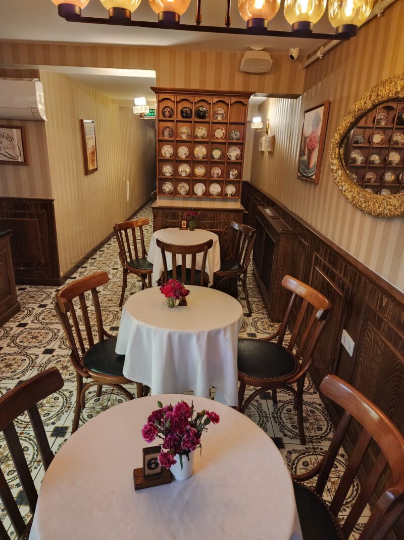 La Pierre Patisserie İçerisi