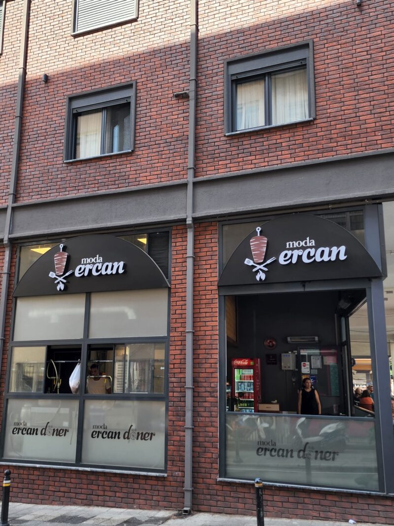 Moda Ercan Döner Girişi