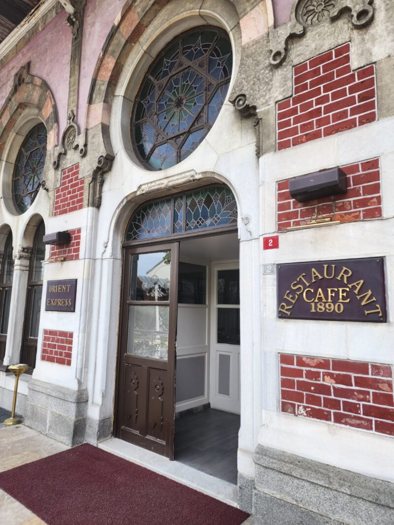 Orient Express Restaurant Sirkeci Girişi