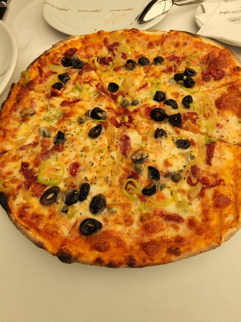 Paper Moon Etiler Pizza