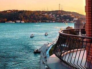Perili Köşk Boğaz Manzarası