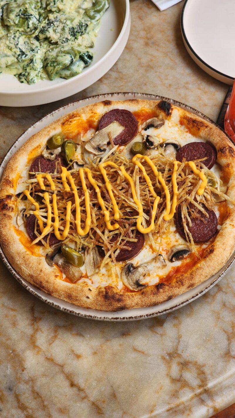 Ra Gastro Pub Beşiktaş Ayı Gibi Pizza