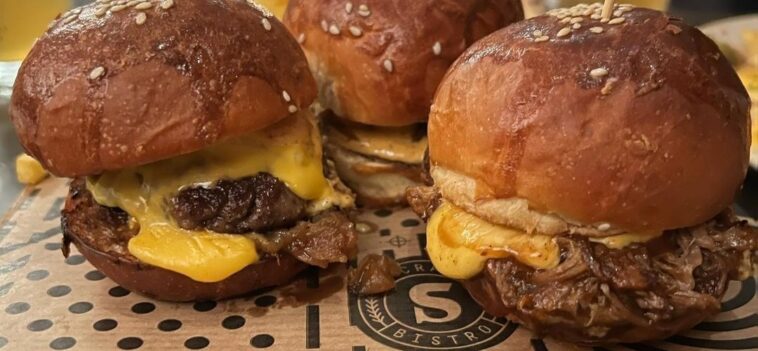 Socrates Bistro Mini Burger
