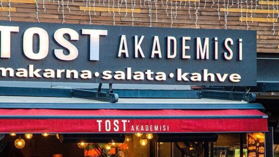 Tost Akademisi Watergarden Girişi