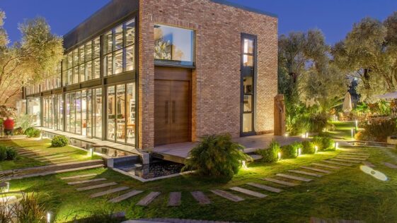 Zai Yaşam Bodrum Bahçe Bölümü