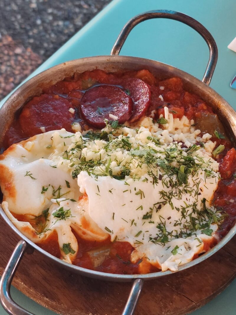 Beyaz Fırın Etiler Sucuklu Poşe Yumurta
