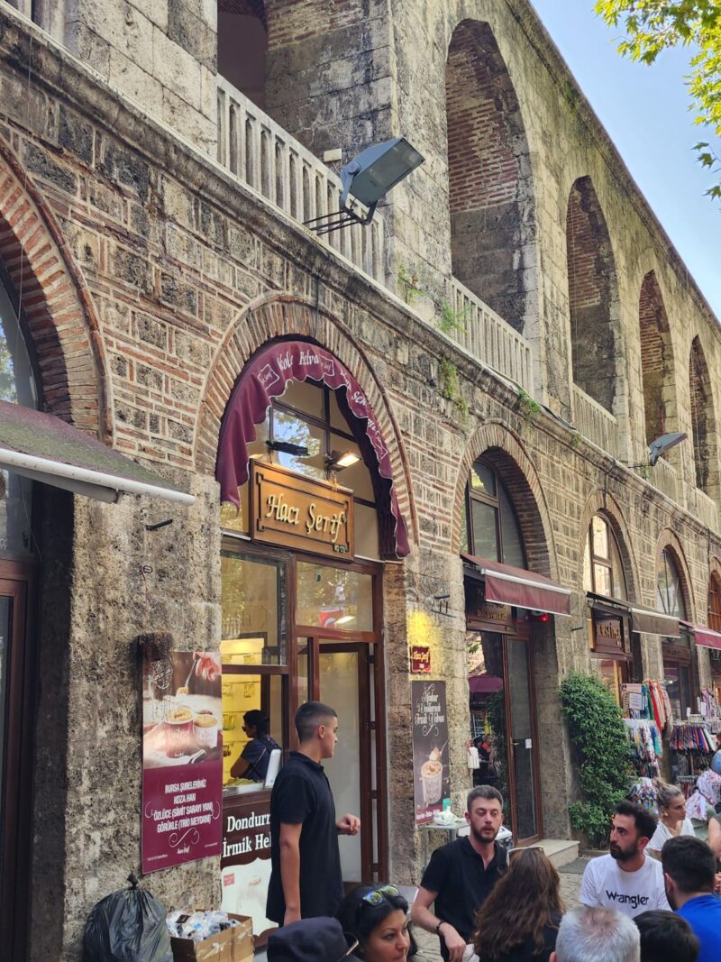 Hacı Şerif Dondurmalı İrmik Helvası