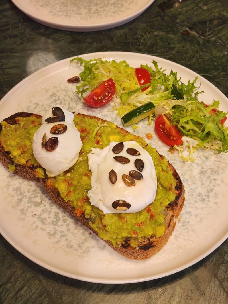 Tommi Brasserie Zorlu Avm Avokado Tost