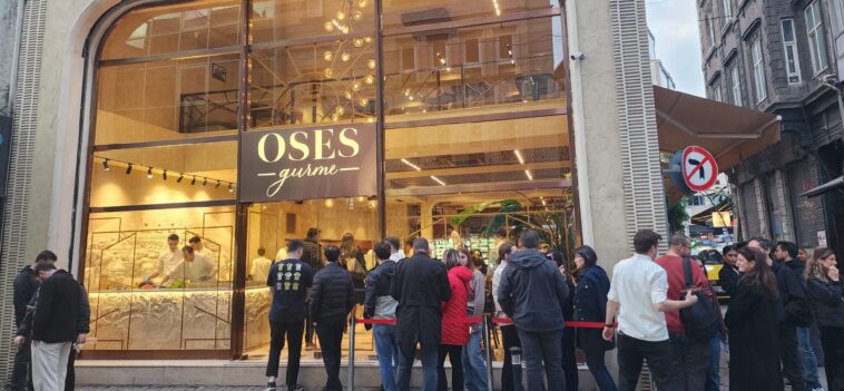 Oses Gurme Çiğ Köfte Karaköy Girişi