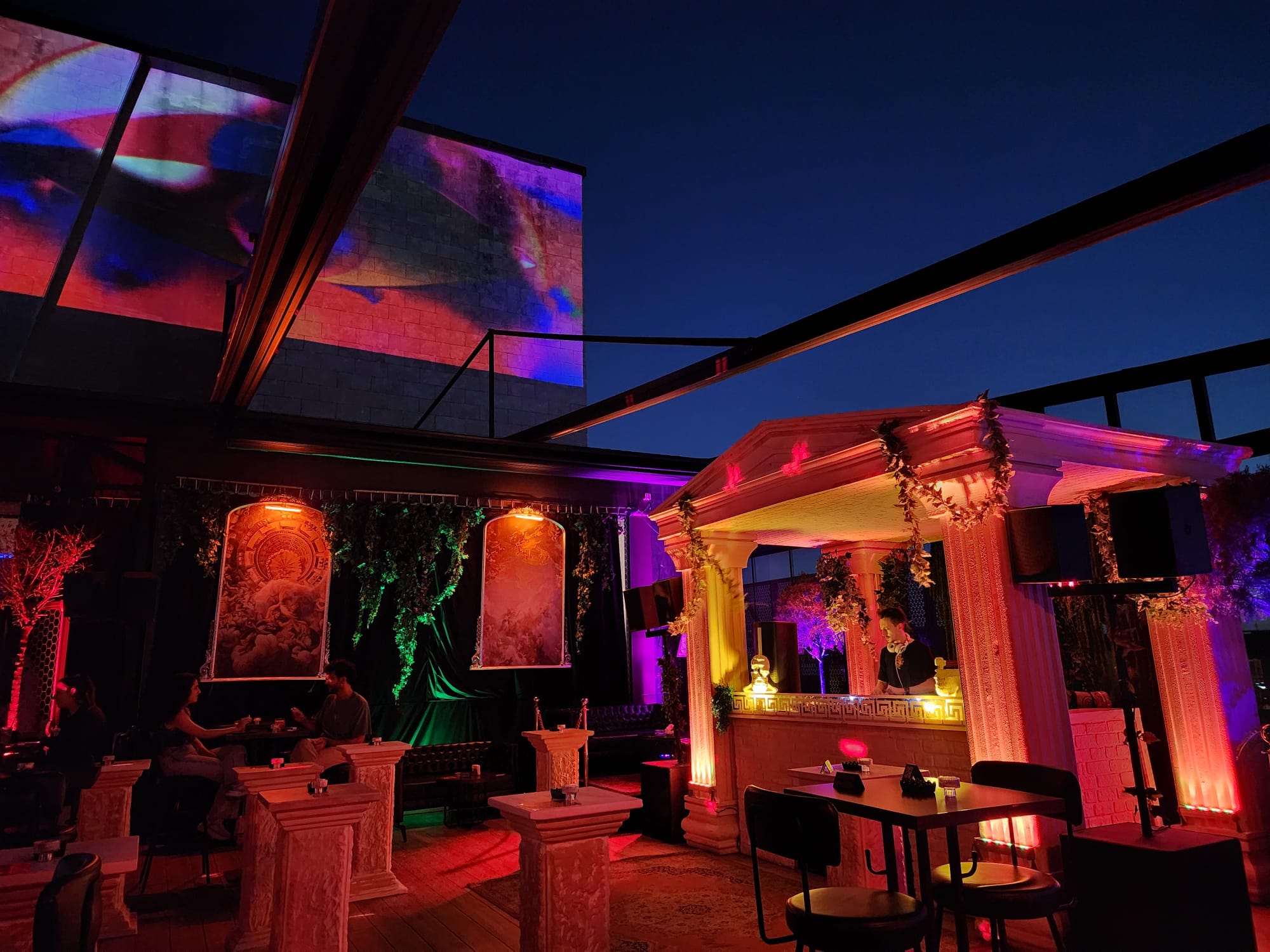 Zoe Garden Grand Pera Beyoğlu Gece Görseli