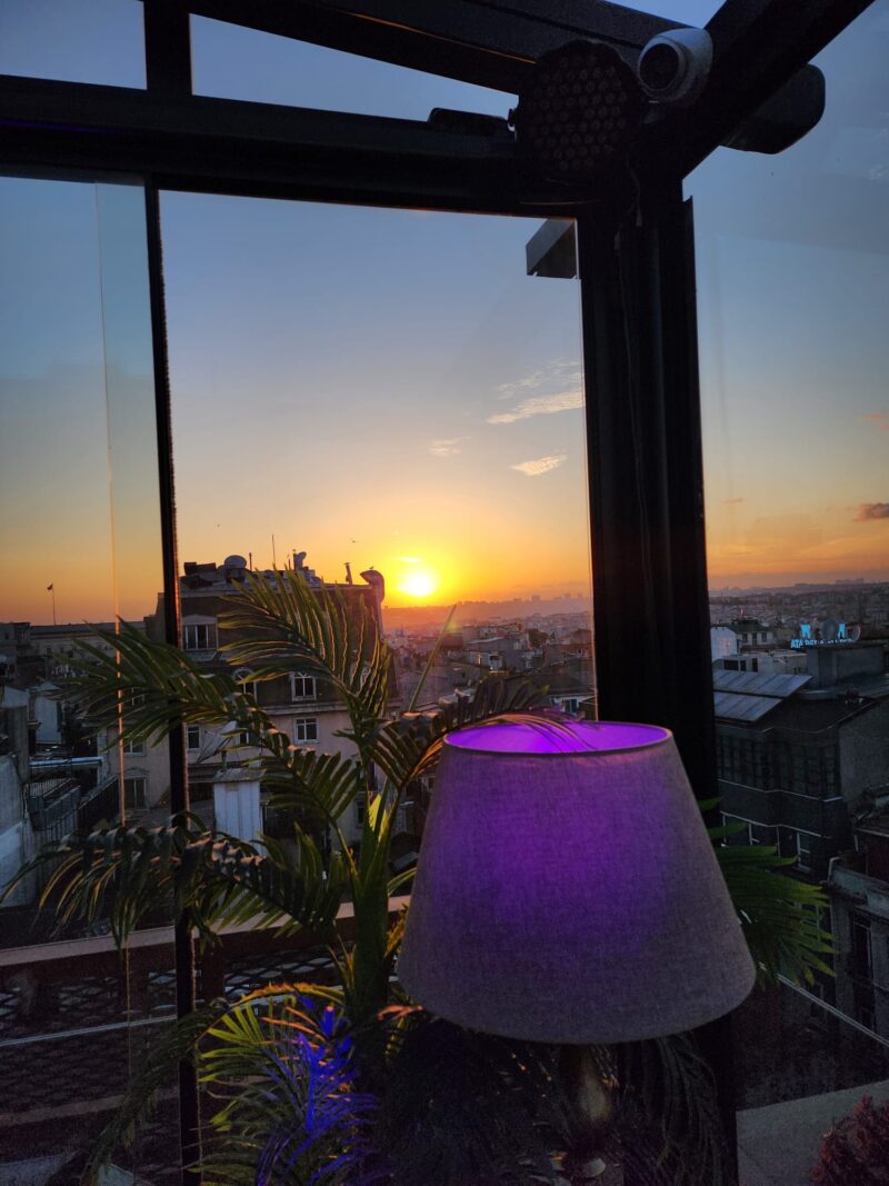 Zoe Garden Grand Pera Beyoğlu Gün Batımı