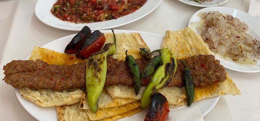 İştah Kebap Salonu 1950 Kebap ve Soğan