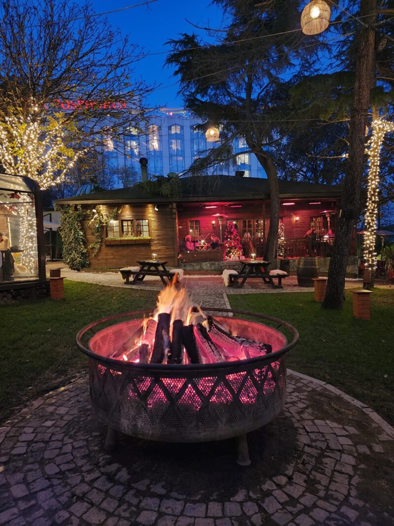 Chalet Swissotel The Bosphorus Bahçe Bölümü Ateş 1