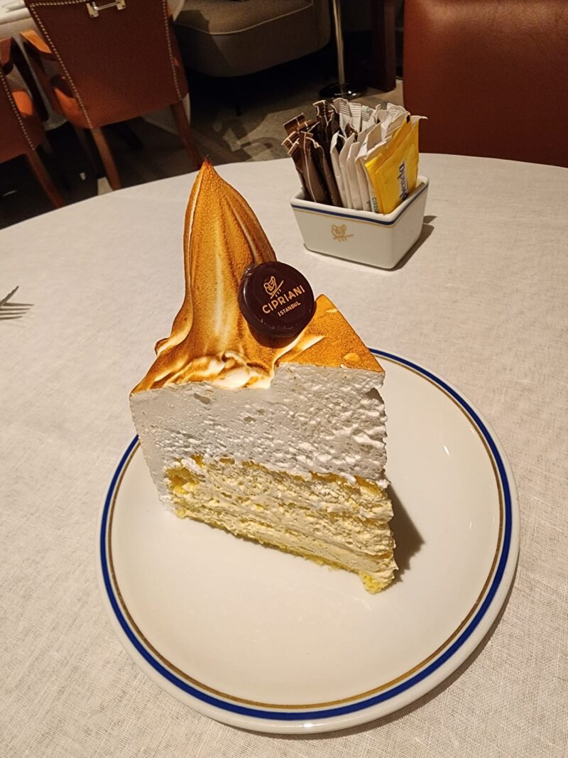Cipriani İstanbul Nişantaşı Tatlı