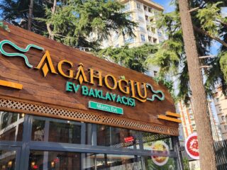 Agahoğlu Mantı Erenköy Girişi