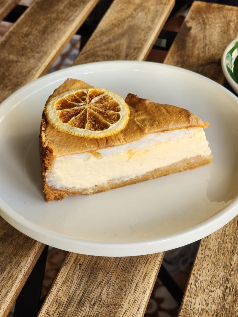 Yeni Bi'Köy Yeniköy Limonlu Cheesecake