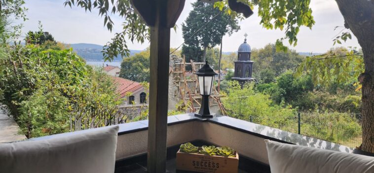 Yeni Bi'Köy Yeniköy Manzara