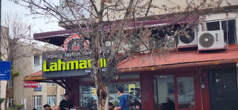 Yeşilköy Taşfırın Yöresel Pide Lahmacun Girişi