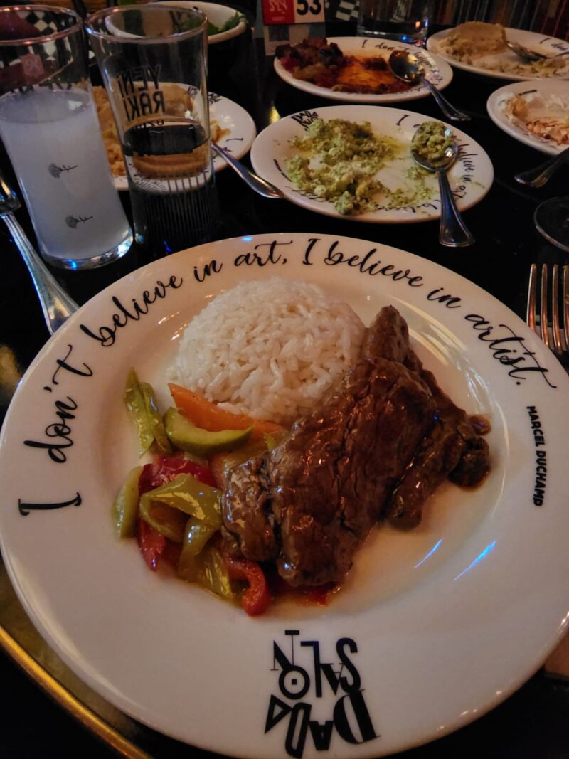 Dada Salon Kaberett Ana Yemek